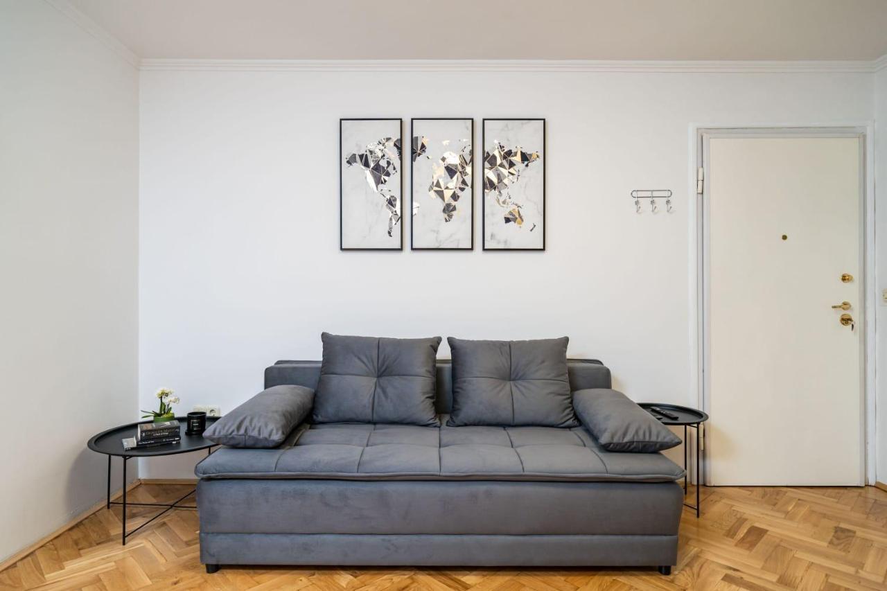 Apartman Knego With Parking Дубровник Екстериор снимка